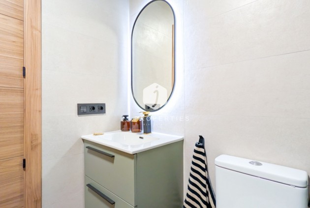 Resale - Apartment / flat -
Torrevieja - Costa Blanca