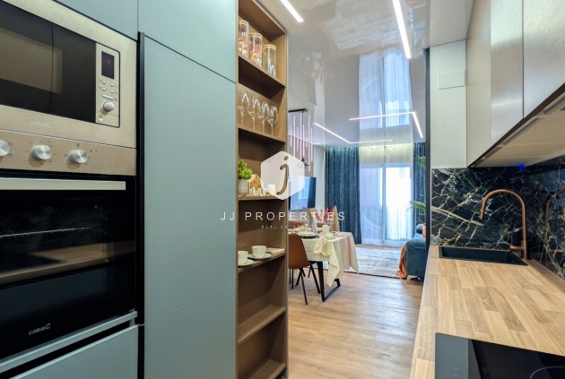 Resale - Apartment / flat -
Torrevieja - Costa Blanca