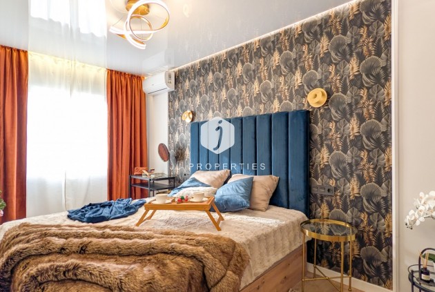 Resale - Apartment / flat -
Torrevieja - Costa Blanca