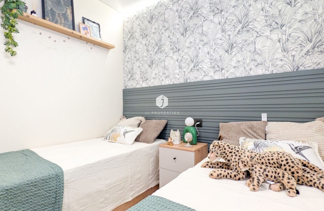 Resale - Apartment / flat -
Torrevieja - Costa Blanca