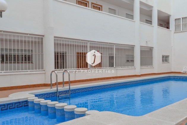 Resale - Apartment / flat -
Torrevieja - Costa Blanca