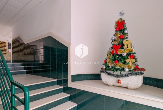 Resale - Apartment / flat -
Torrevieja - Costa Blanca