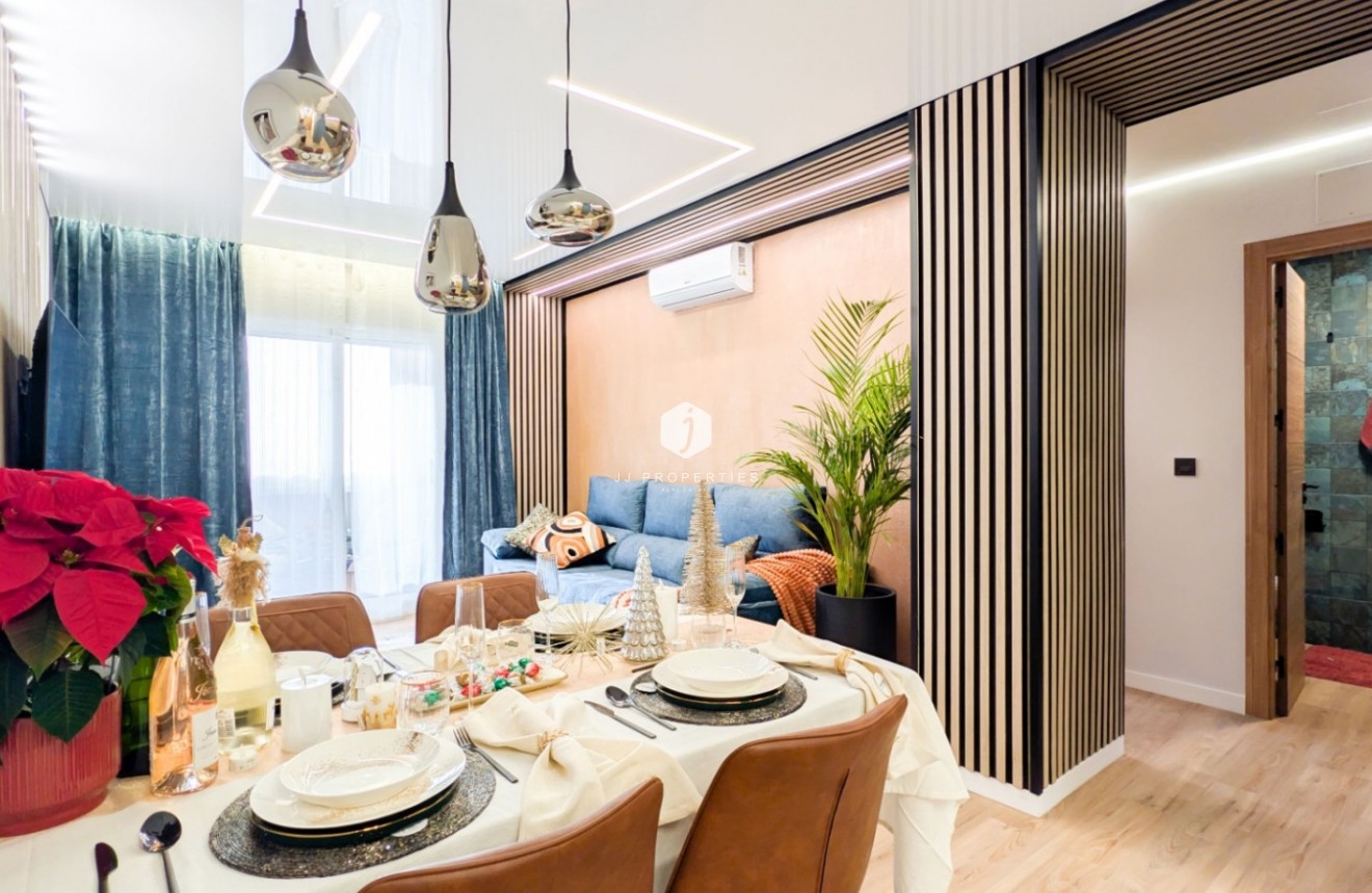 Resale - Apartment / flat -
Torrevieja - Costa Blanca