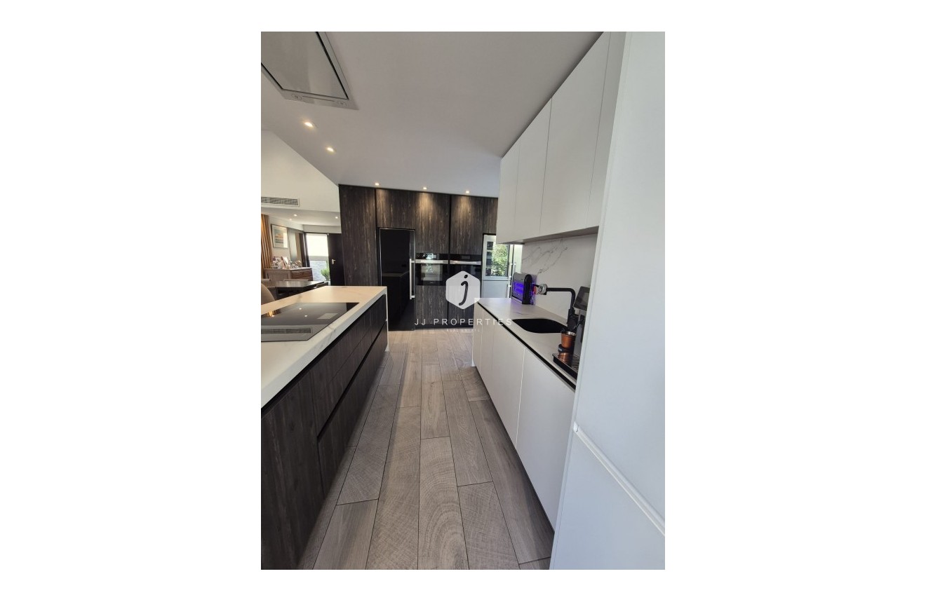 Segunda mano - Villa -
La Finca Golf Resort - Inland