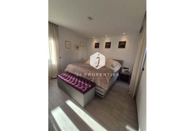 Segunda mano - Villa -
La Finca Golf Resort - Inland