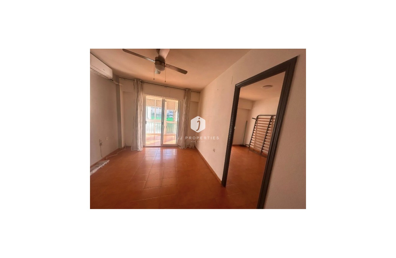 D'occasion - Appartement -
Torrevieja - Costa Blanca