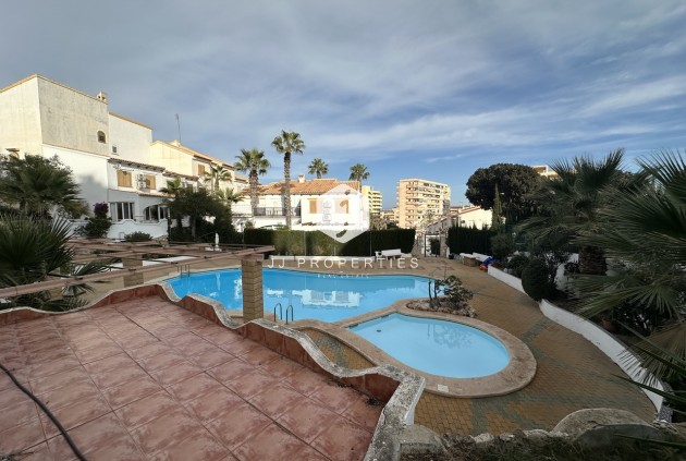 Aus zweiter Hand - Duplex -
La Mata - Costa Blanca