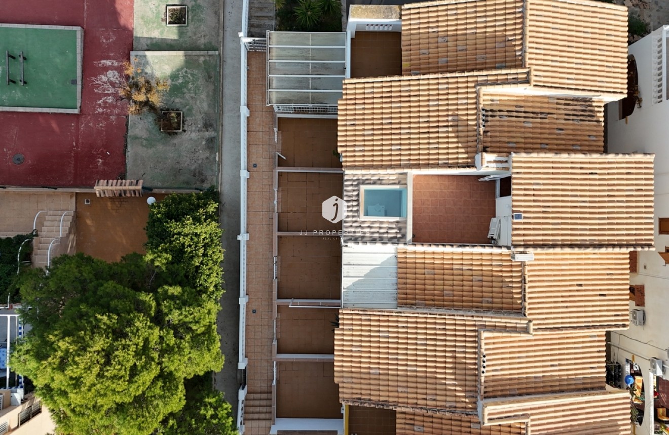 Aus zweiter Hand - Duplex -
La Mata - Costa Blanca