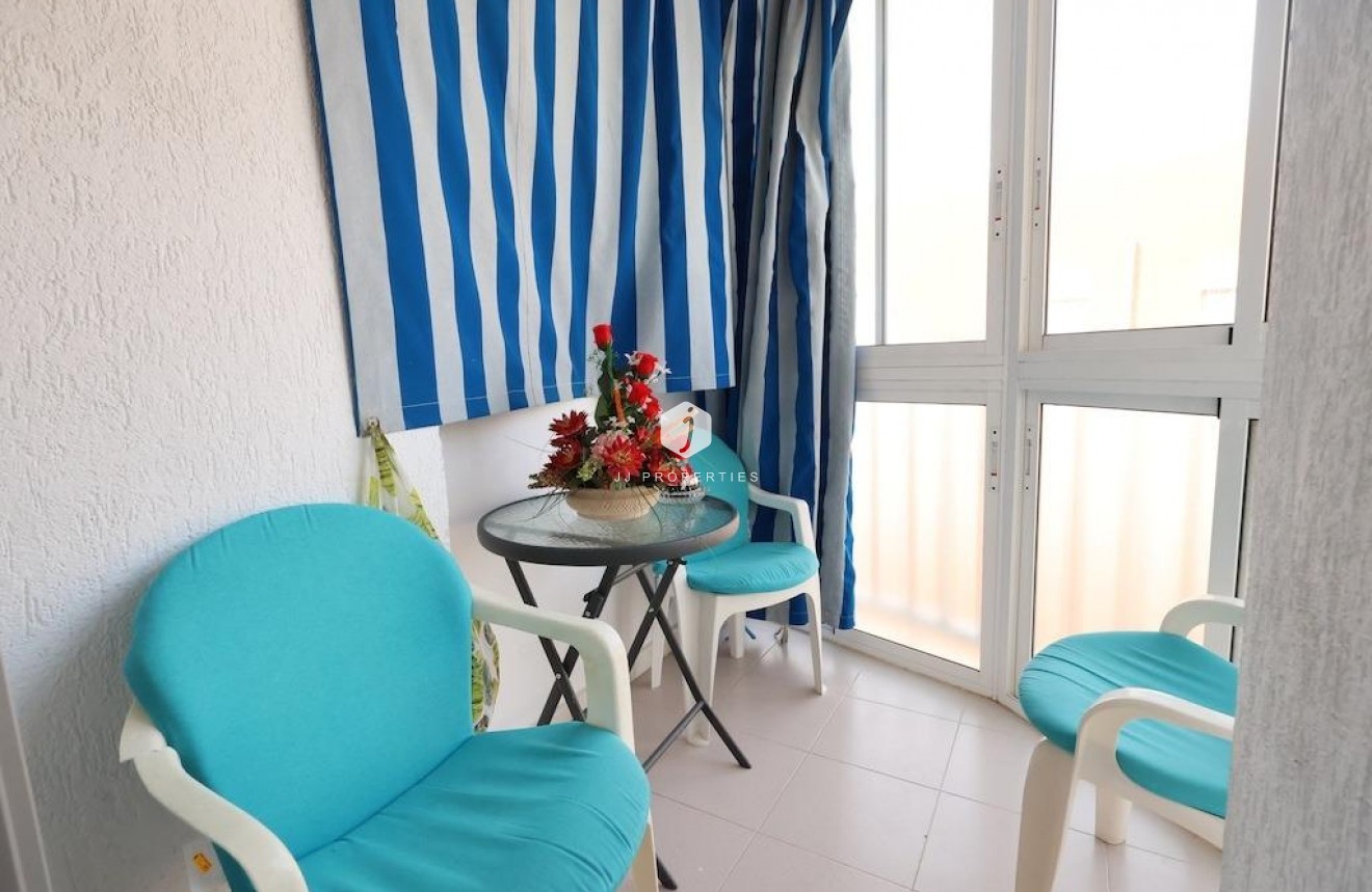 Resale - Apartment / flat -
Torrevieja - Costa Blanca