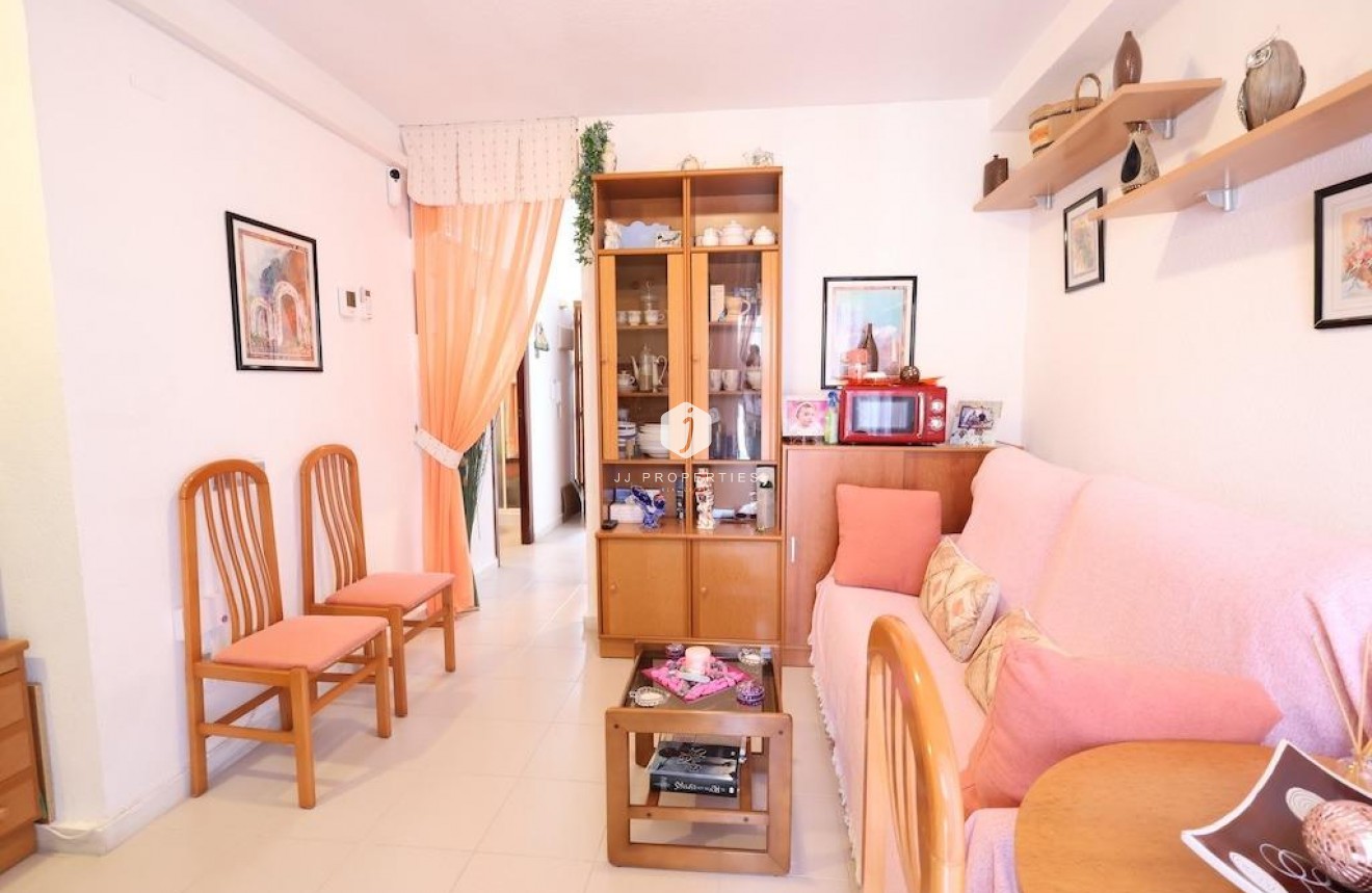 Resale - Apartment / flat -
Torrevieja - Costa Blanca