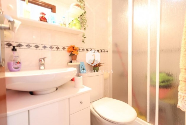 Resale - Apartment / flat -
Torrevieja - Costa Blanca