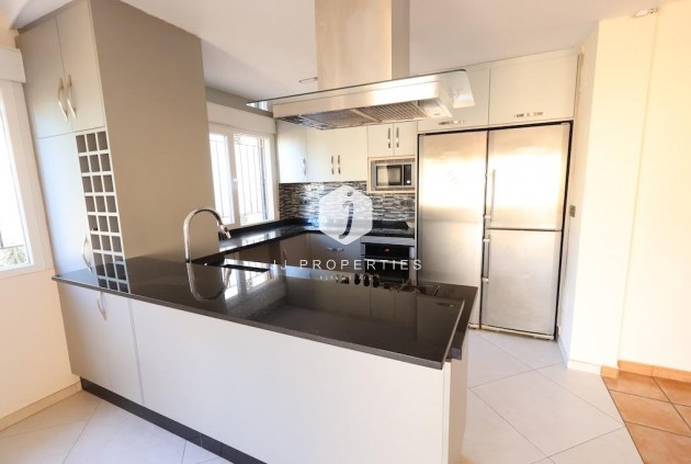 D'occasion - Villa -
Orihuela Costa - Costa Blanca