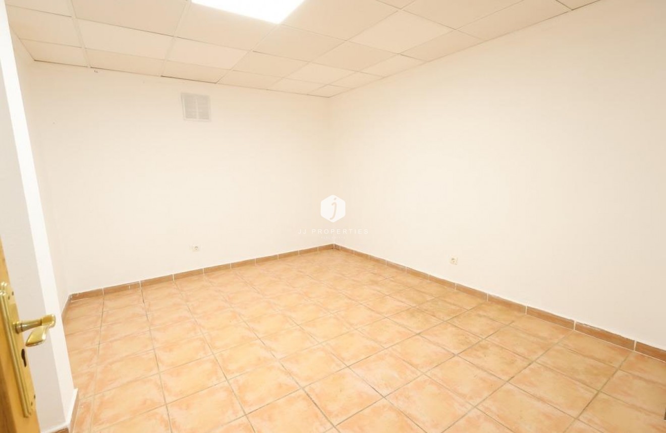 D'occasion - Villa -
Orihuela Costa - Costa Blanca