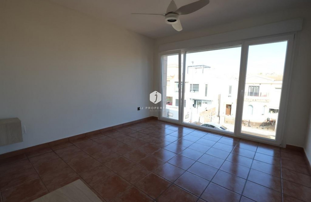 D'occasion - Villa -
Orihuela Costa - Costa Blanca