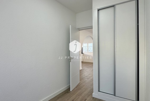 Z drugiej ręki - Bungalow -
Orihuela Costa - Costa Blanca