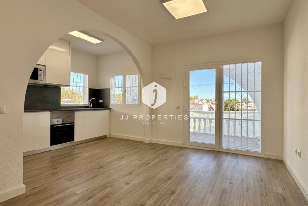 Z drugiej ręki - Bungalow -
Orihuela Costa - Costa Blanca