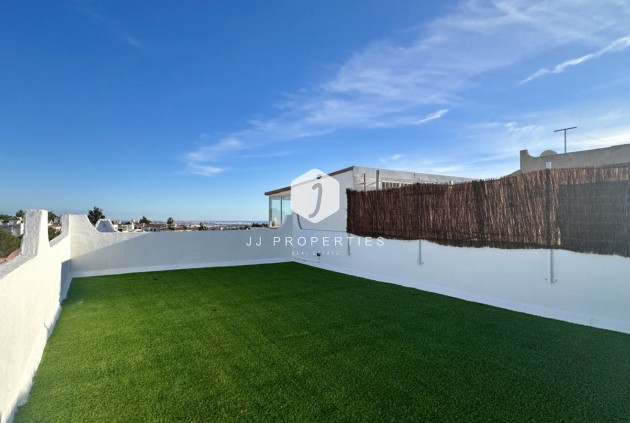 Z drugiej ręki - Bungalow -
Orihuela Costa - Costa Blanca