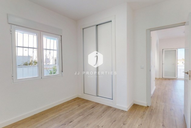 Z drugiej ręki - Bungalow -
Orihuela Costa - Costa Blanca