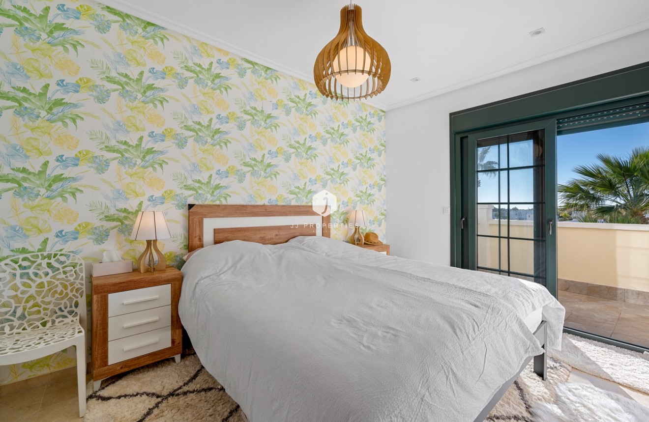 Segunda mano - Villa -
Orihuela Costa - Costa Blanca