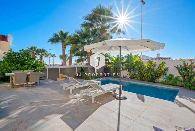 Segunda mano - Villa -
Orihuela Costa - Costa Blanca