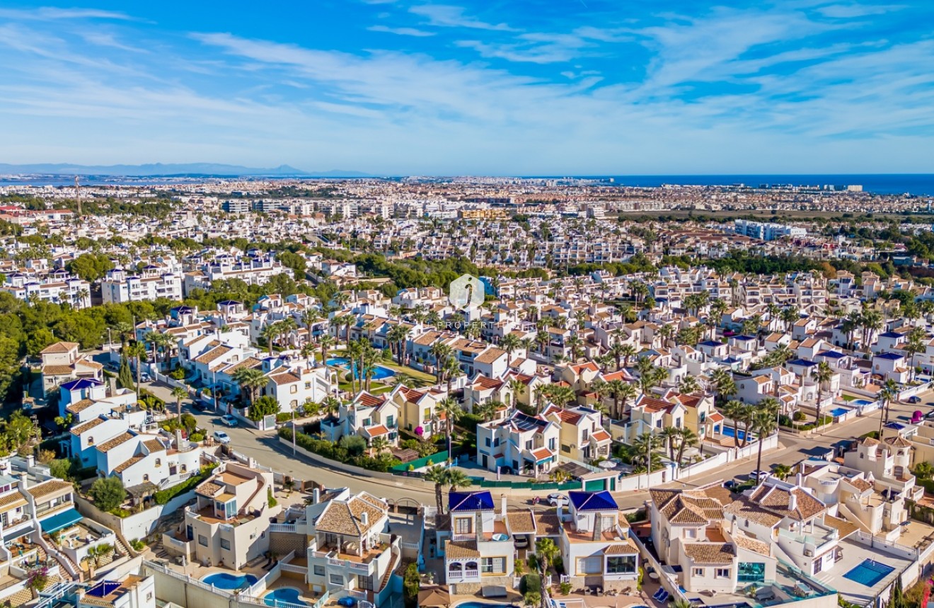 Segunda mano - Villa -
Orihuela Costa - Costa Blanca