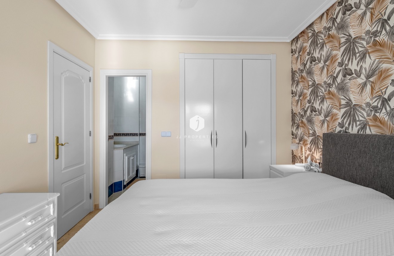 D'occasion - Appartement -
Orihuela Costa - Costa Blanca