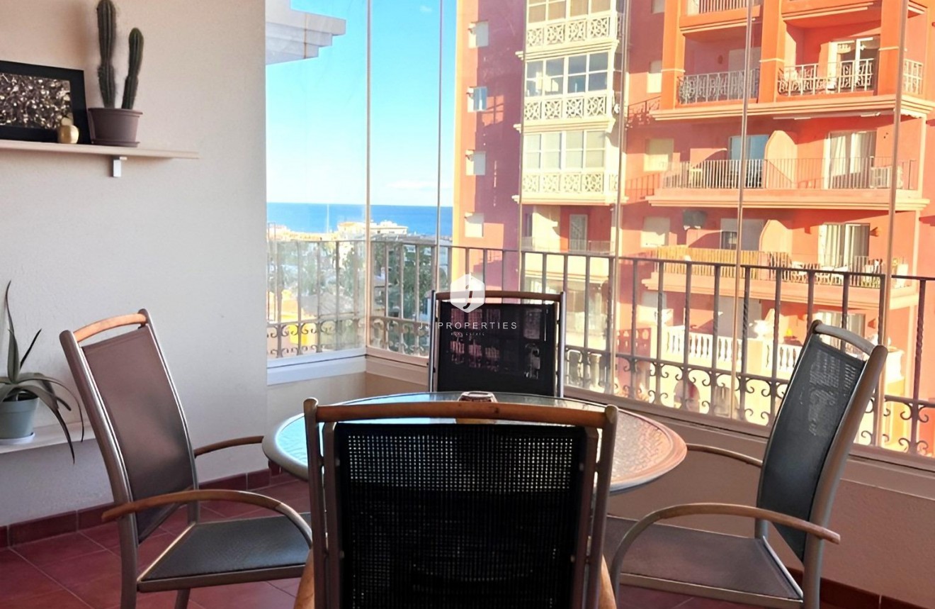 Segunda mano - Apartamento / piso -
Torrevieja - Playa de los Locos