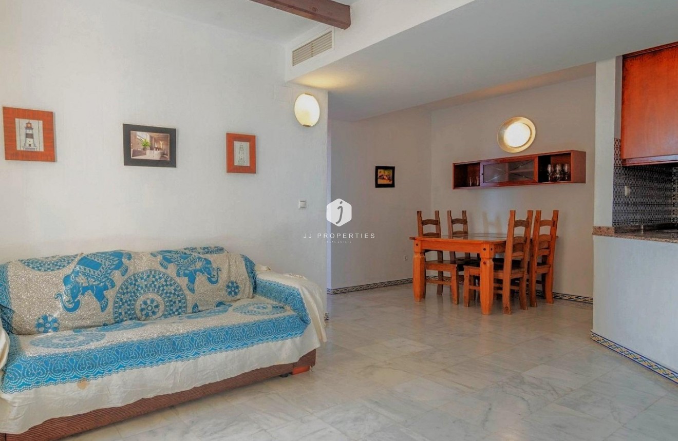 Segunda mano - Apartamento / piso -
Torrevieja - Playa de los Locos