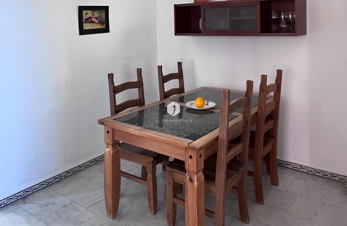 Segunda mano - Apartamento / piso -
Torrevieja - Playa de los Locos