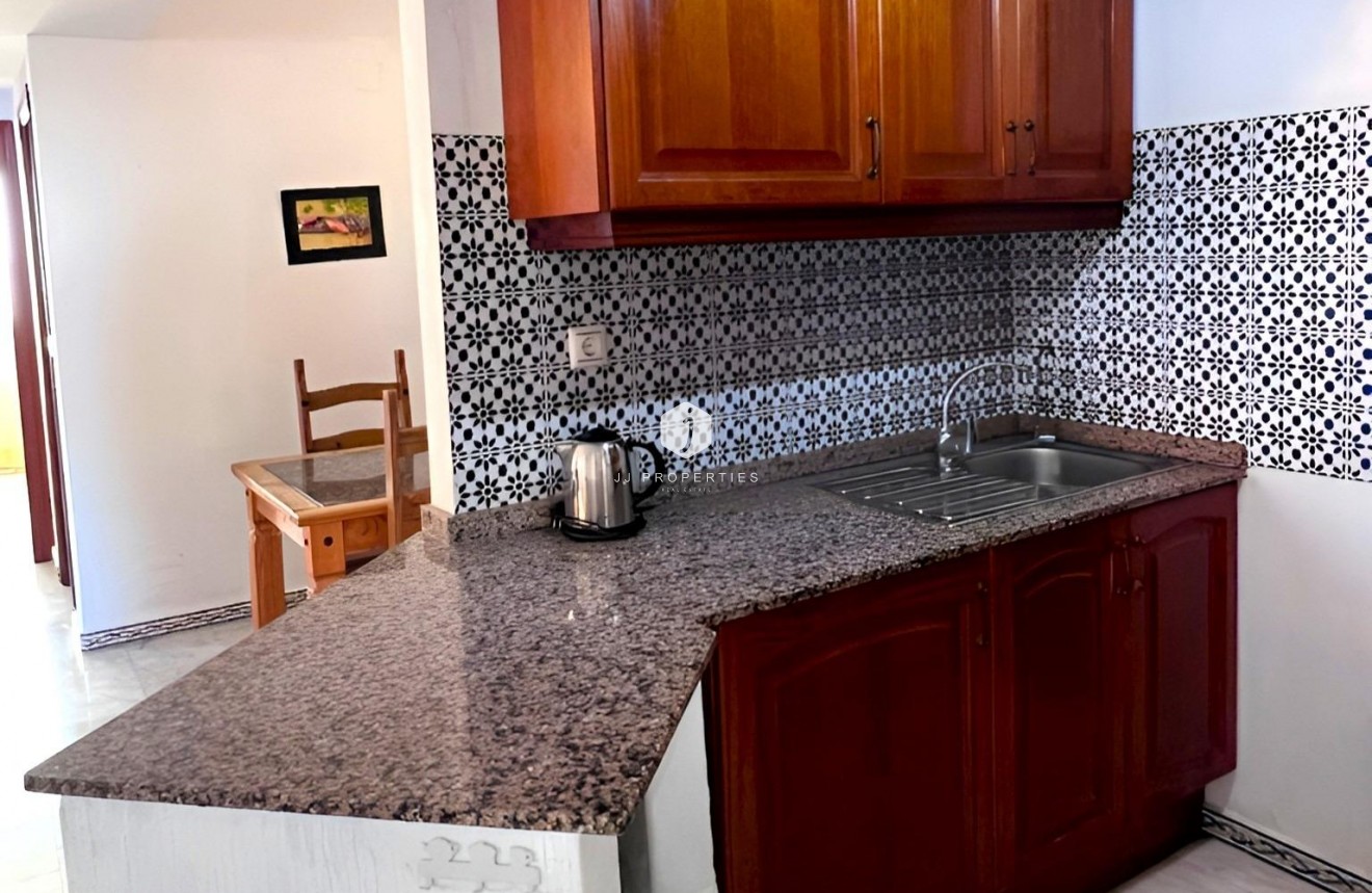 Segunda mano - Apartamento / piso -
Torrevieja - Playa de los Locos