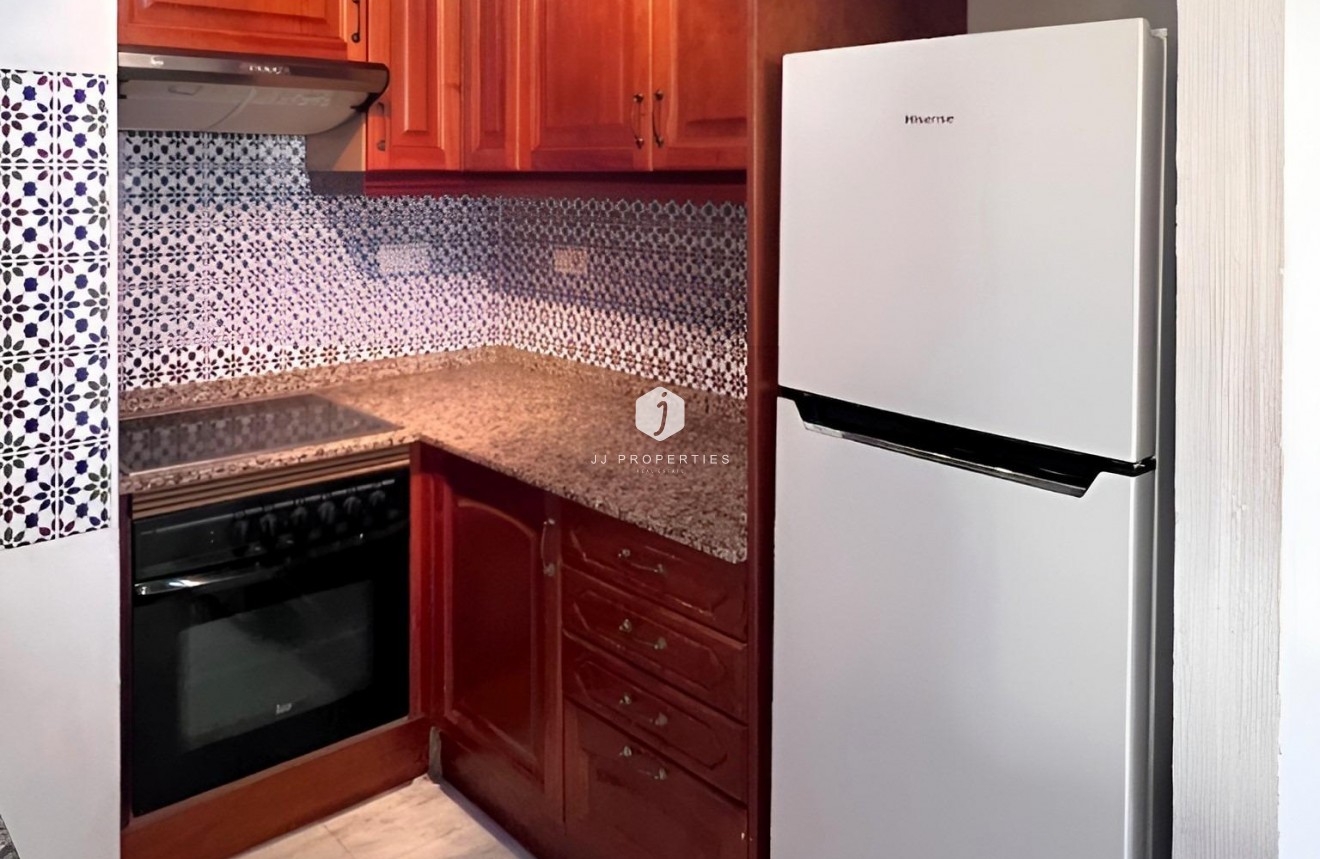 Segunda mano - Apartamento / piso -
Torrevieja - Playa de los Locos