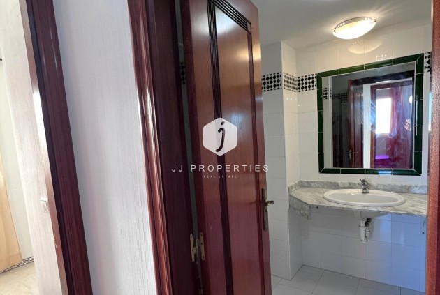 Segunda mano - Apartamento / piso -
Torrevieja - Playa de los Locos