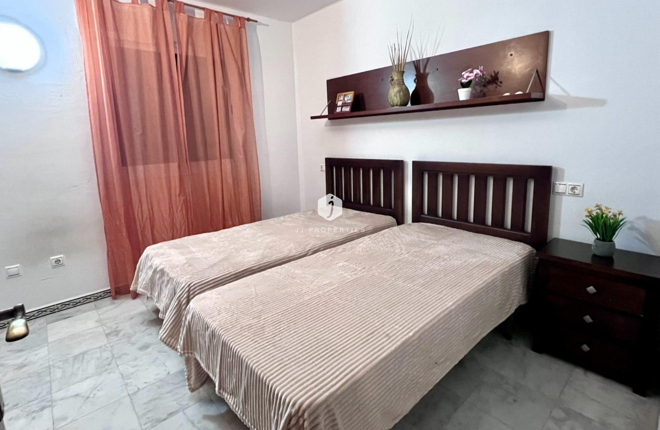 Segunda mano - Apartamento / piso -
Torrevieja - Playa de los Locos