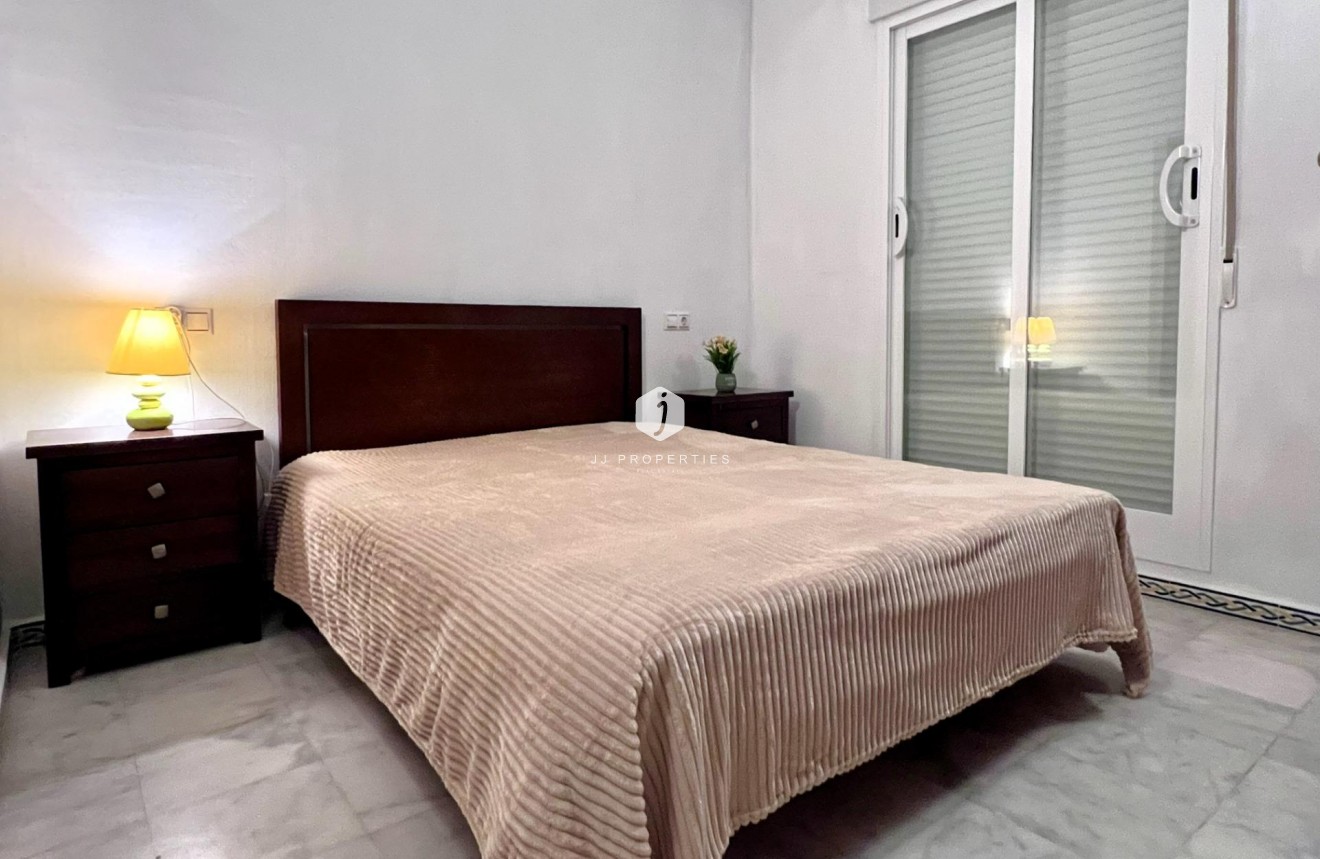 Segunda mano - Apartamento / piso -
Torrevieja - Playa de los Locos