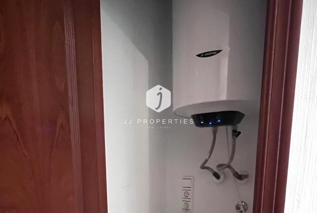 Segunda mano - Apartamento / piso -
Torrevieja - Playa de los Locos