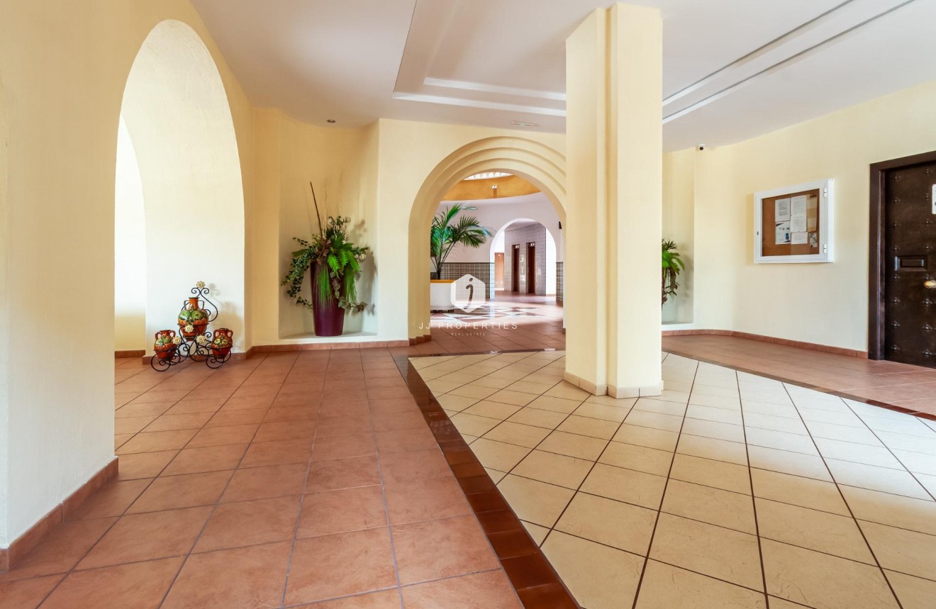 Segunda mano - Apartamento / piso -
Torrevieja - Playa de los Locos