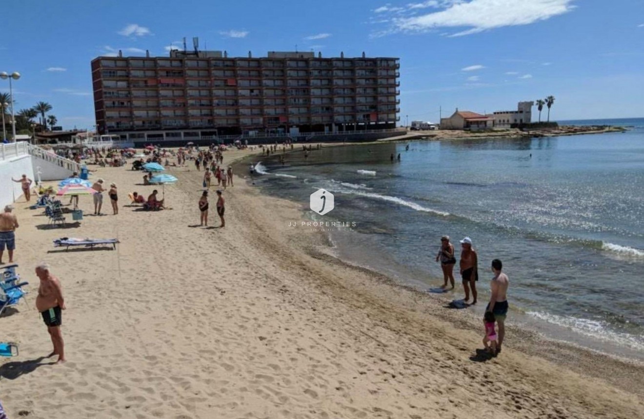 Segunda mano - Apartamento / piso -
Torrevieja - Playa de los Locos