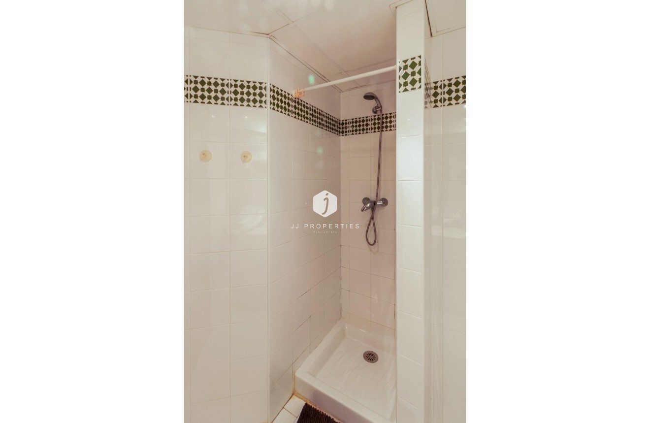 Aus zweiter Hand - Wohnung -
Torrevieja - Playa de los Locos