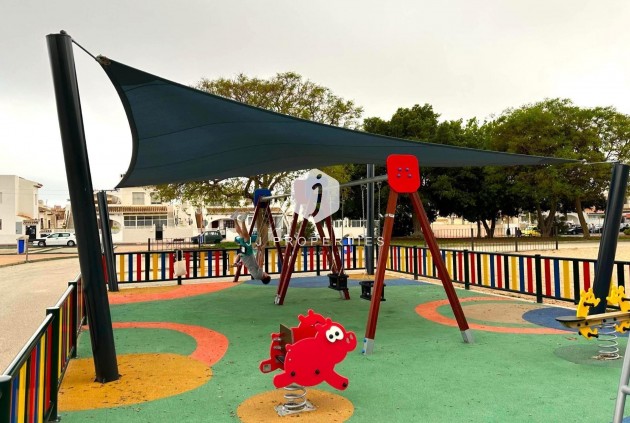 Aus zweiter Hand - Wohnung -
Torrevieja - Playa de los Locos