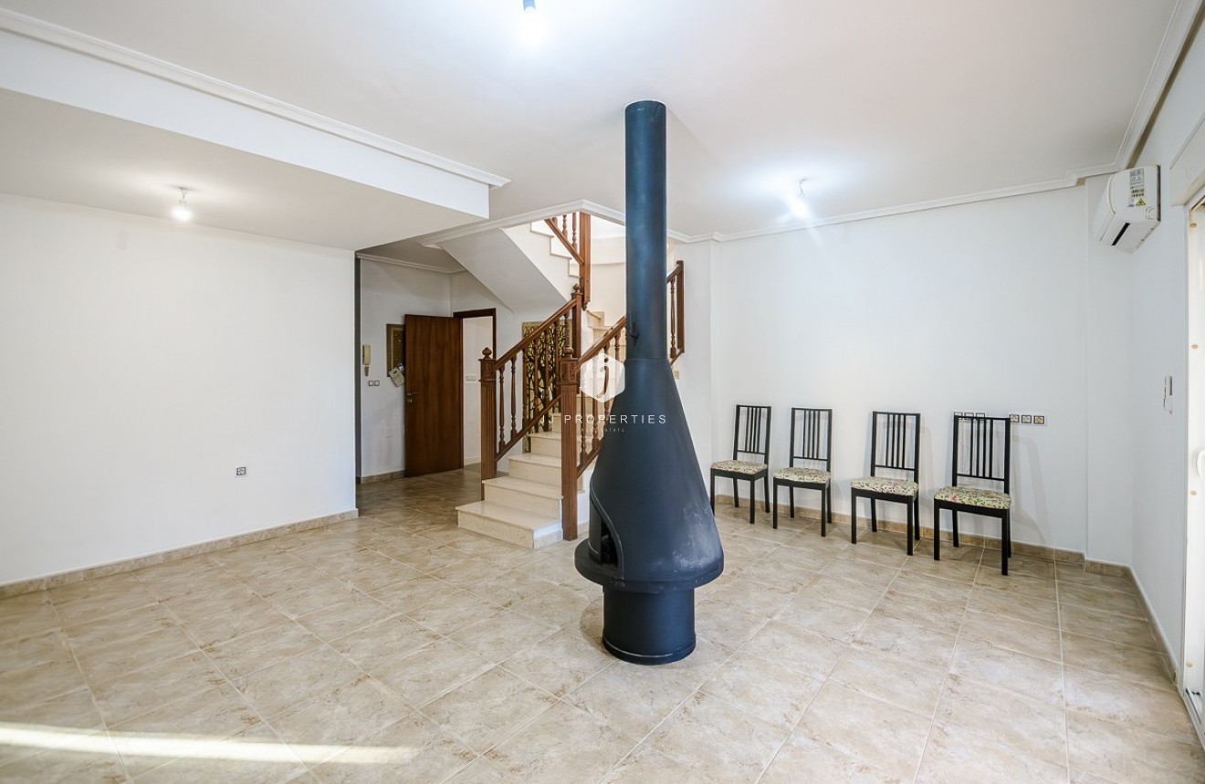 Resale - Villa -
Benferri - Inland