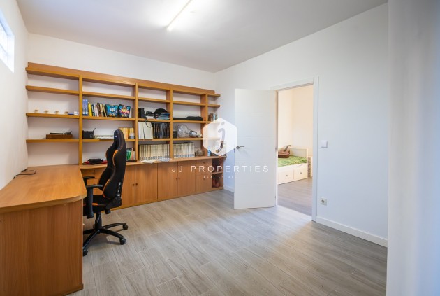 Resale - Villa -
Benferri - Inland