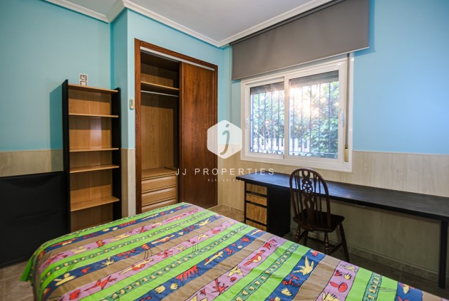 Resale - Villa -
Benferri - Inland