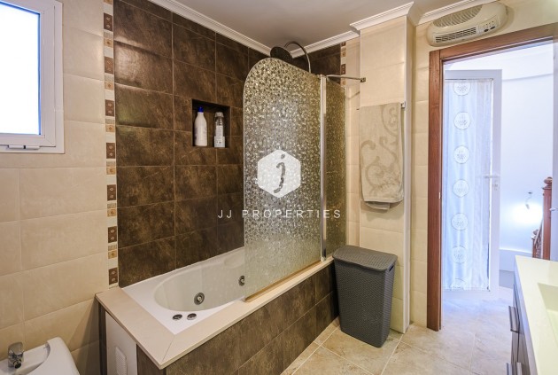 Resale - Villa -
Benferri - Inland