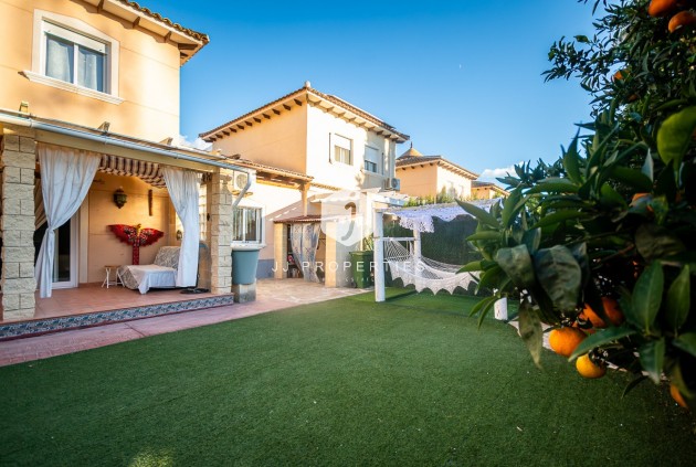 Resale - Villa -
Benferri - Inland