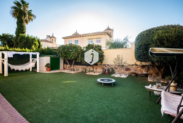 Resale - Villa -
Benferri - Inland