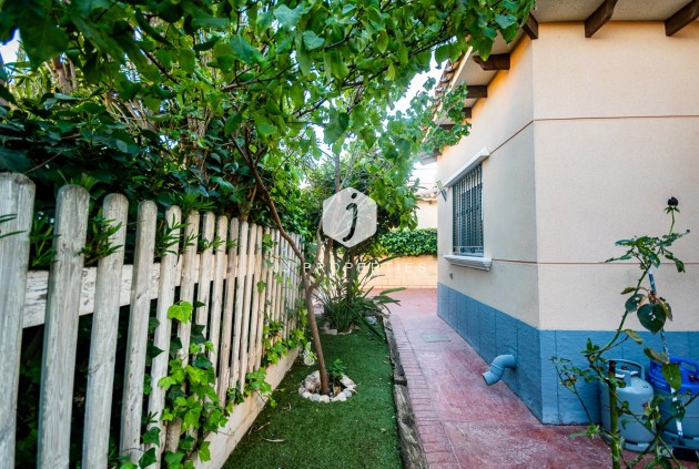 Resale - Villa -
Benferri - Inland