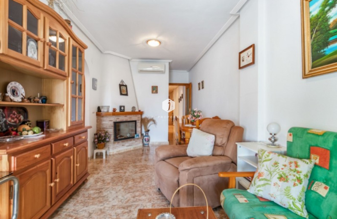 Aus zweiter Hand - Penthouse -
Torrevieja - Costa Blanca