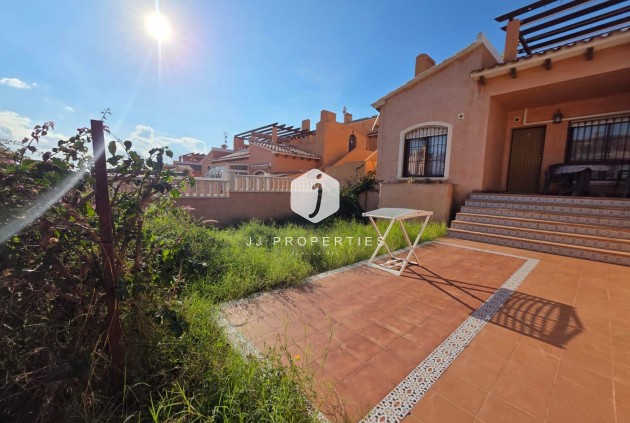 Resale - Bungalow -
Torrevieja - Zona Los Frutales