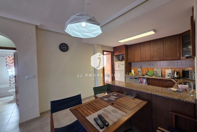 Resale - Bungalow -
Torrevieja - Zona Los Frutales