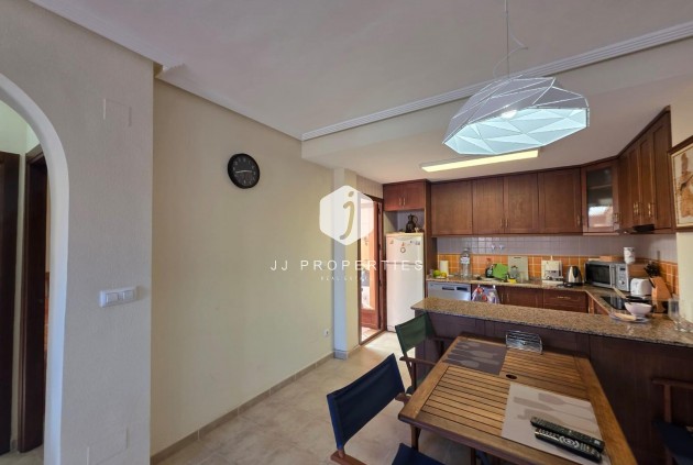 Resale - Bungalow -
Torrevieja - Zona Los Frutales